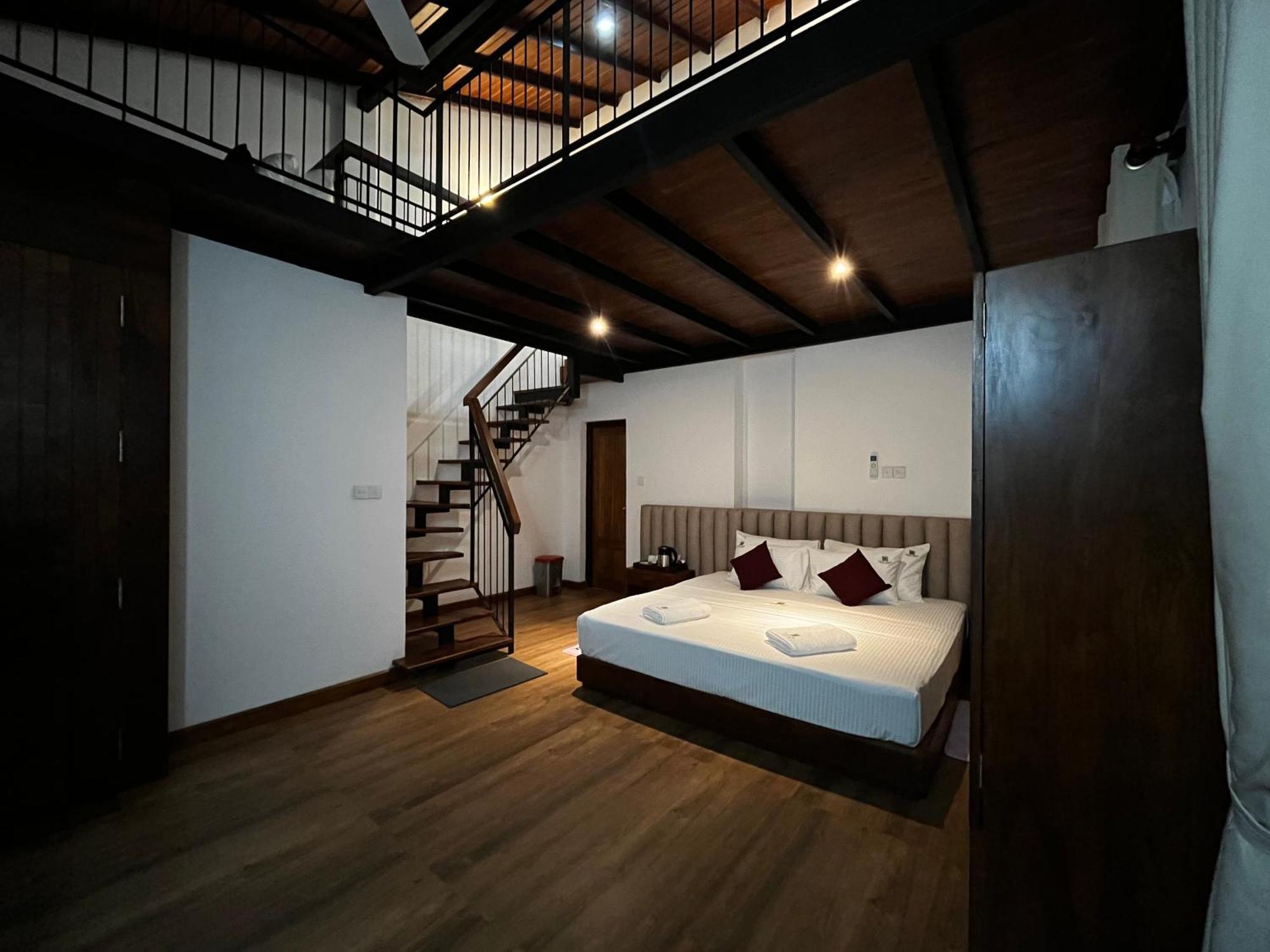 Livin Lush Luxury Retreat 호텔 아누라다푸라 외부 사진