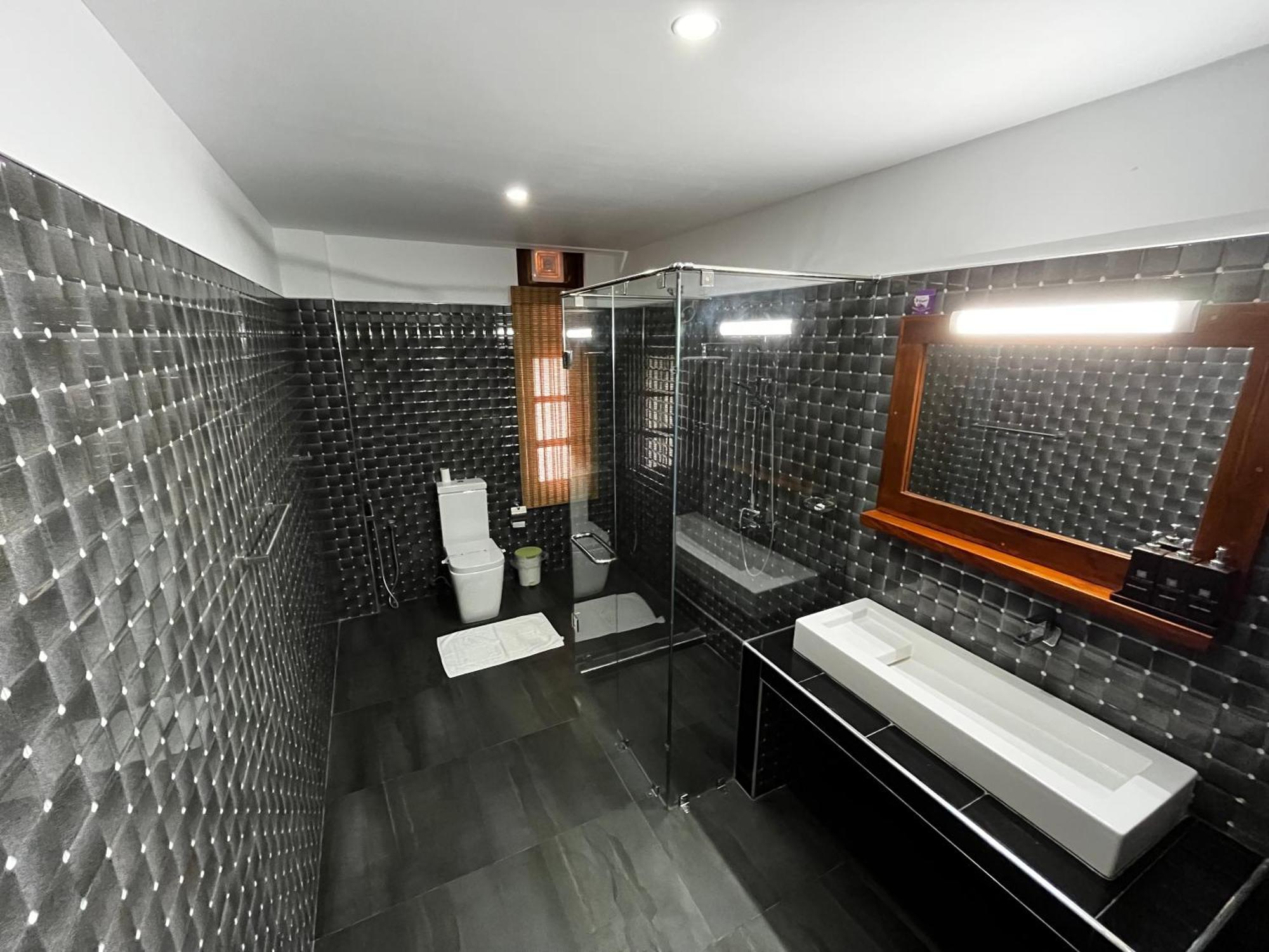 Livin Lush Luxury Retreat 호텔 아누라다푸라 외부 사진