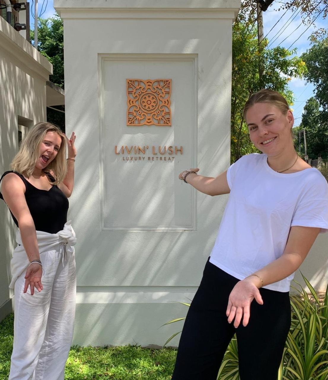 Livin Lush Luxury Retreat 호텔 아누라다푸라 외부 사진